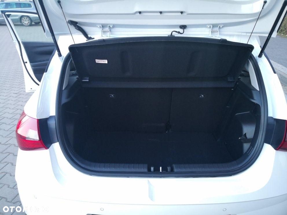 Hyundai i20 1.2 Classic Plus - 11
