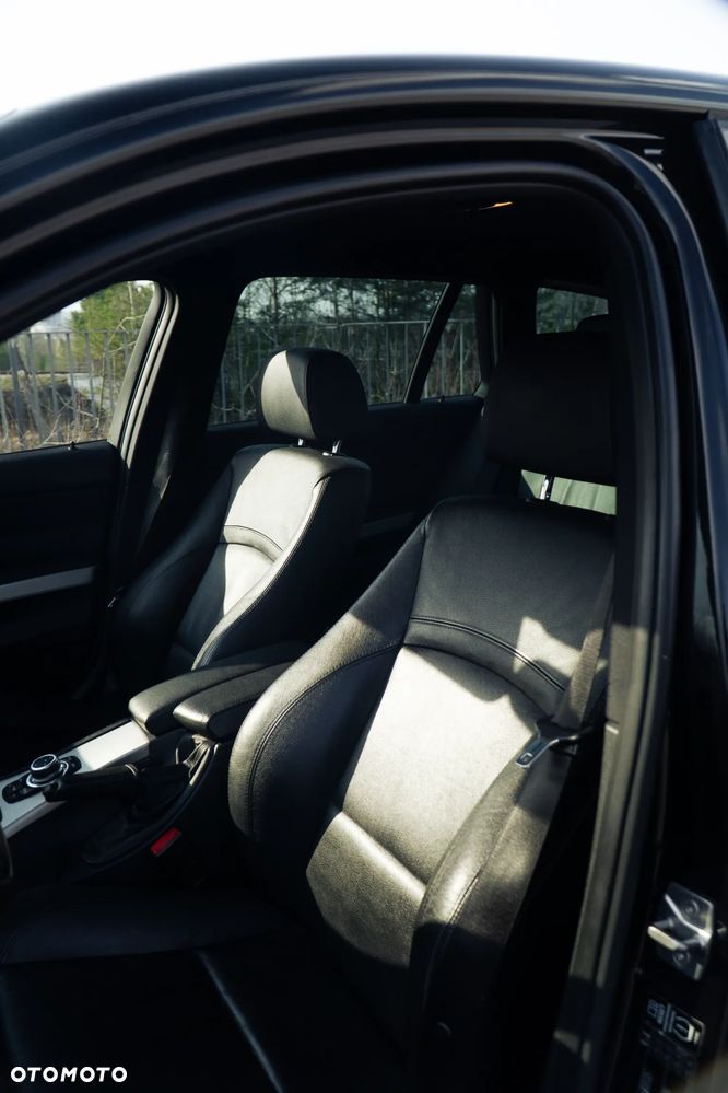BMW Seria 3 - 21