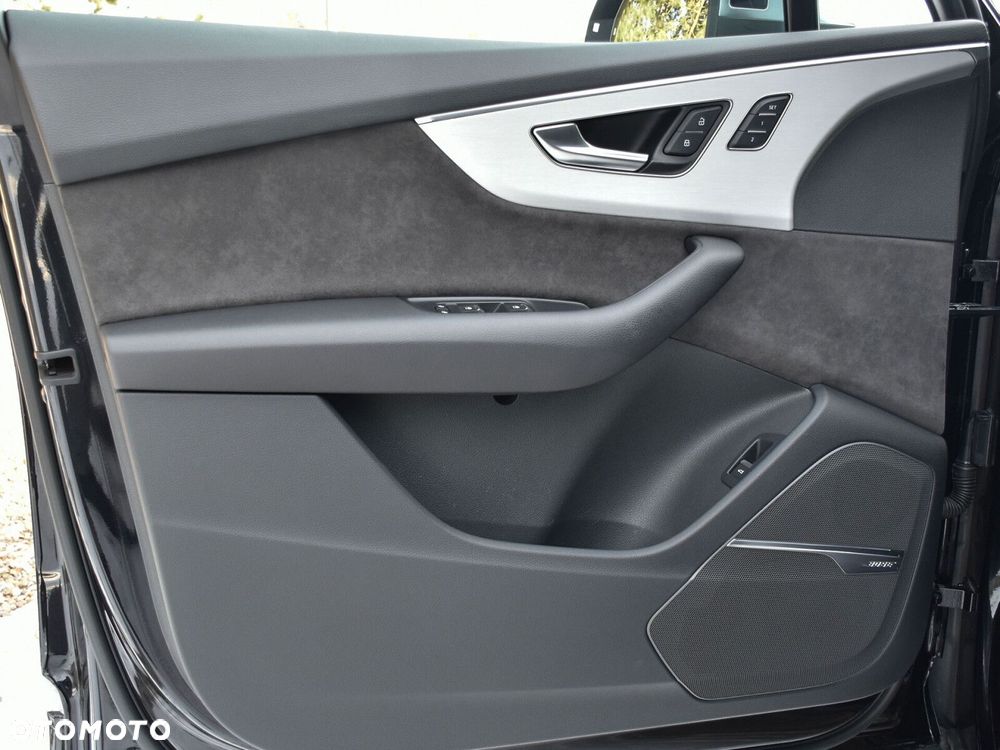 Audi SQ7 - 13