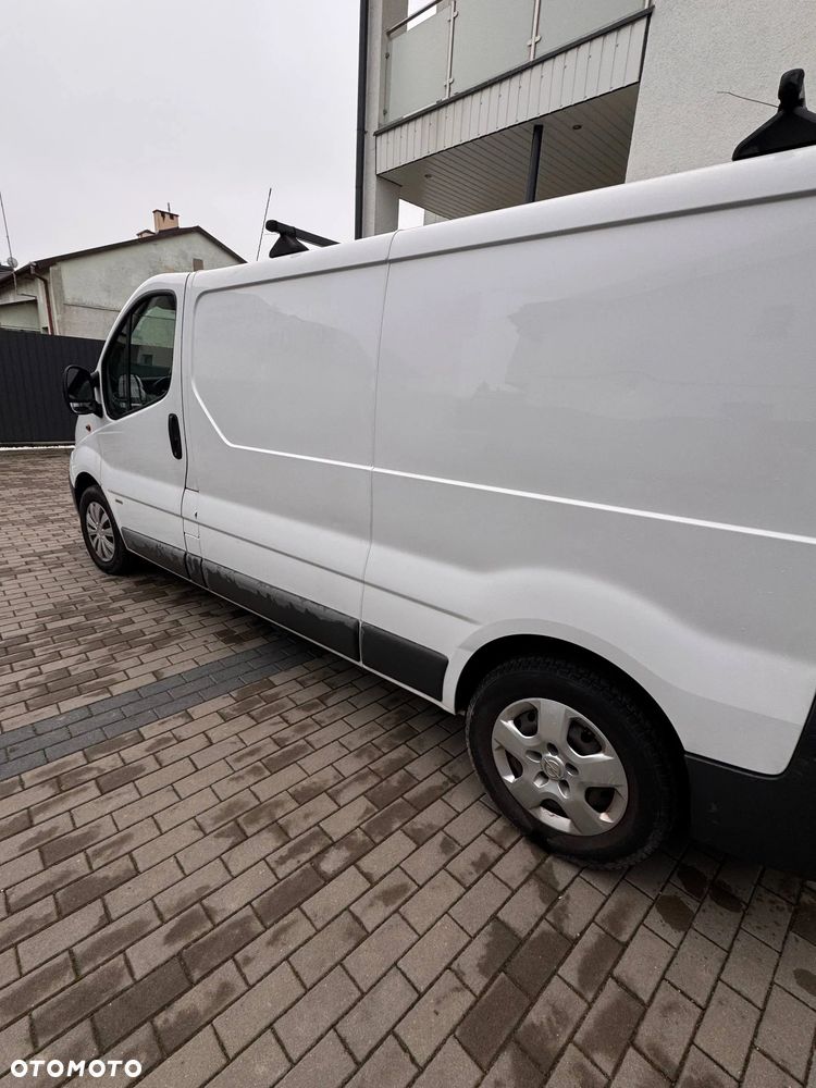 Opel Vivaro - 13