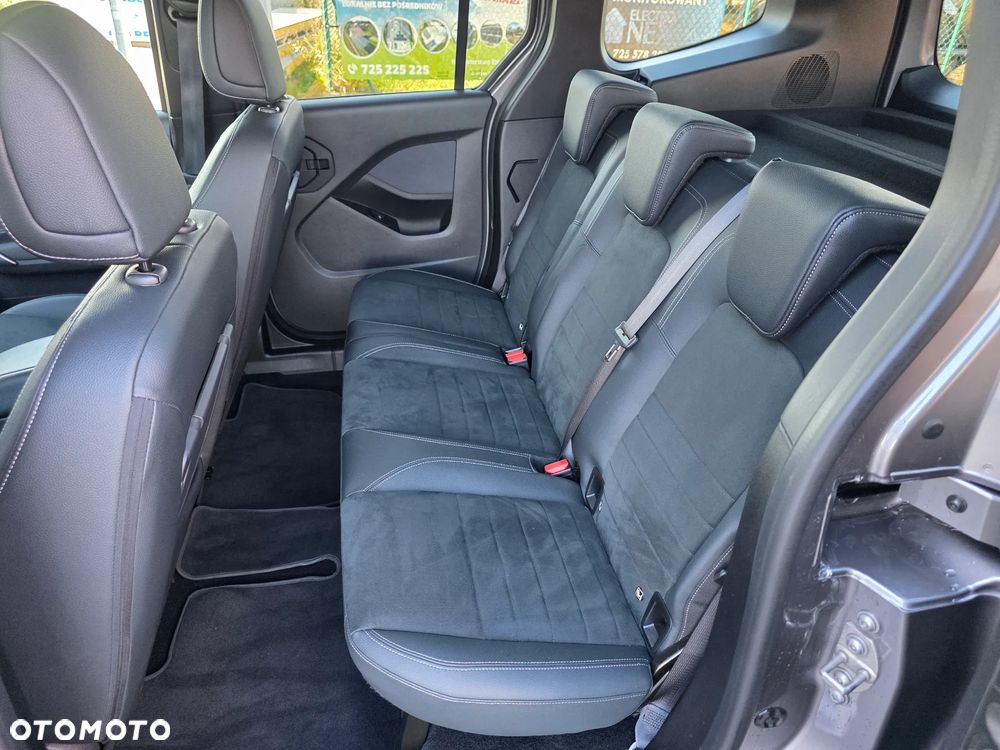 Mercedes-Benz Klasa T 180 d Progressive - 14