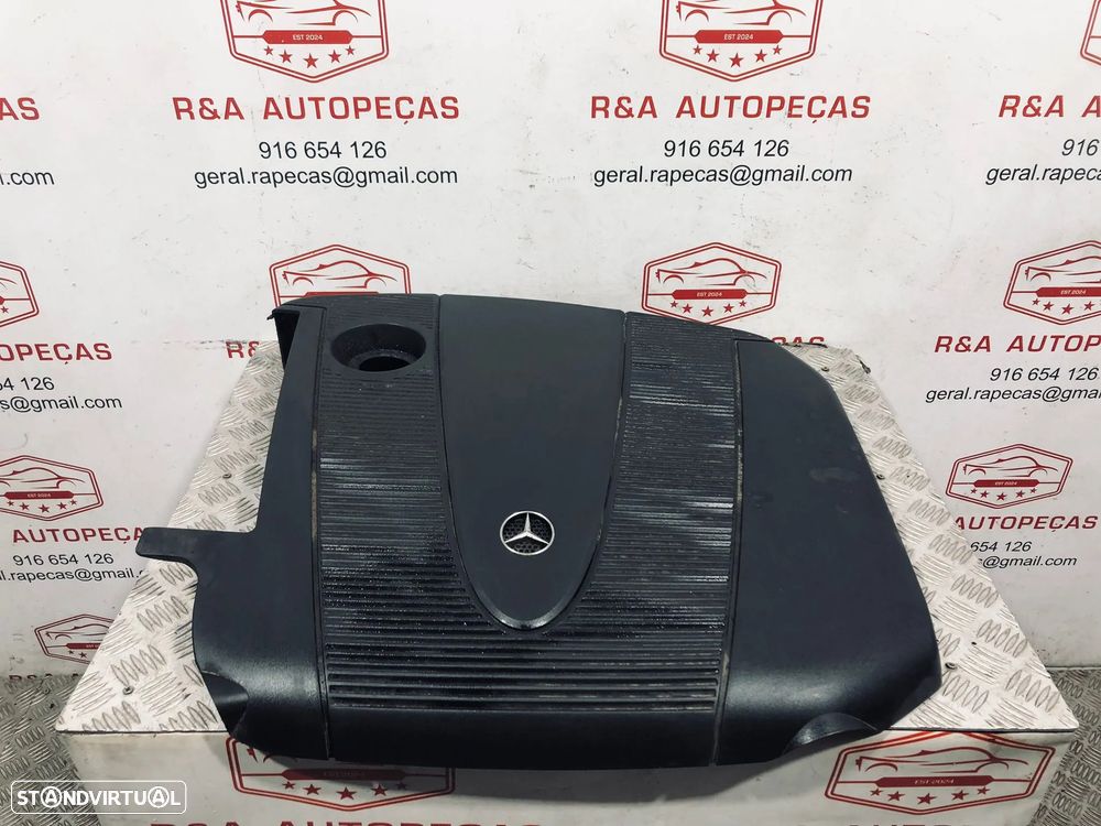 Tampa de Motor Mercedes Class A W203 W2096460102367 AO460102367B Original