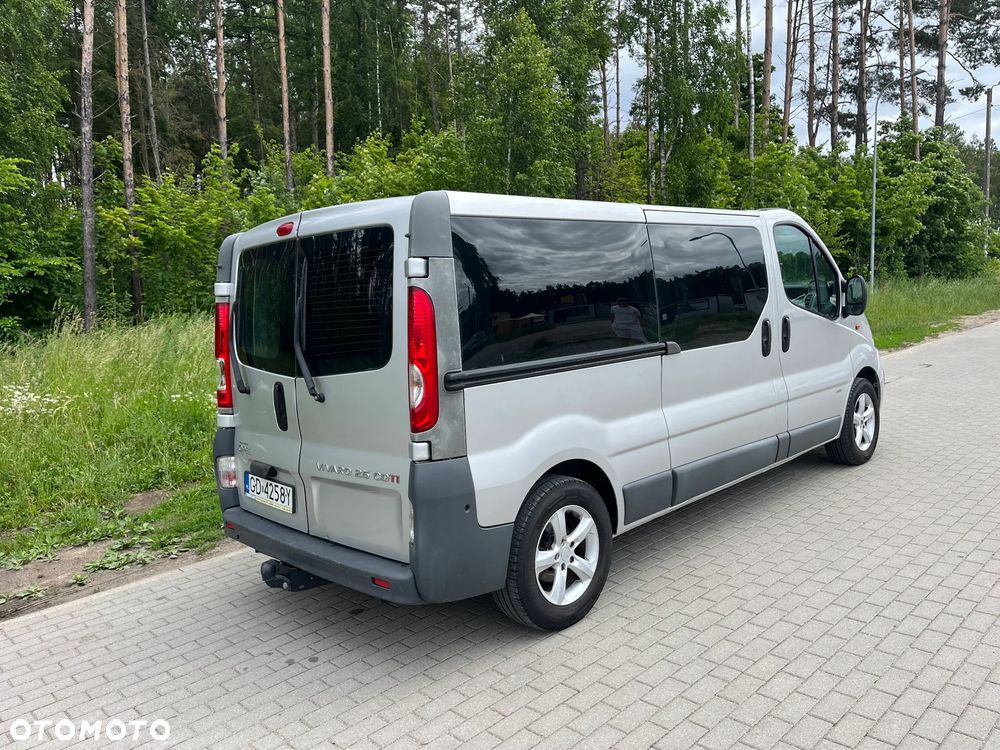 Opel Vivaro L2H1 2.9t - 5