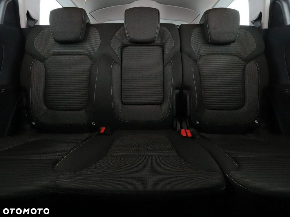 Renault Grand Scenic - 18