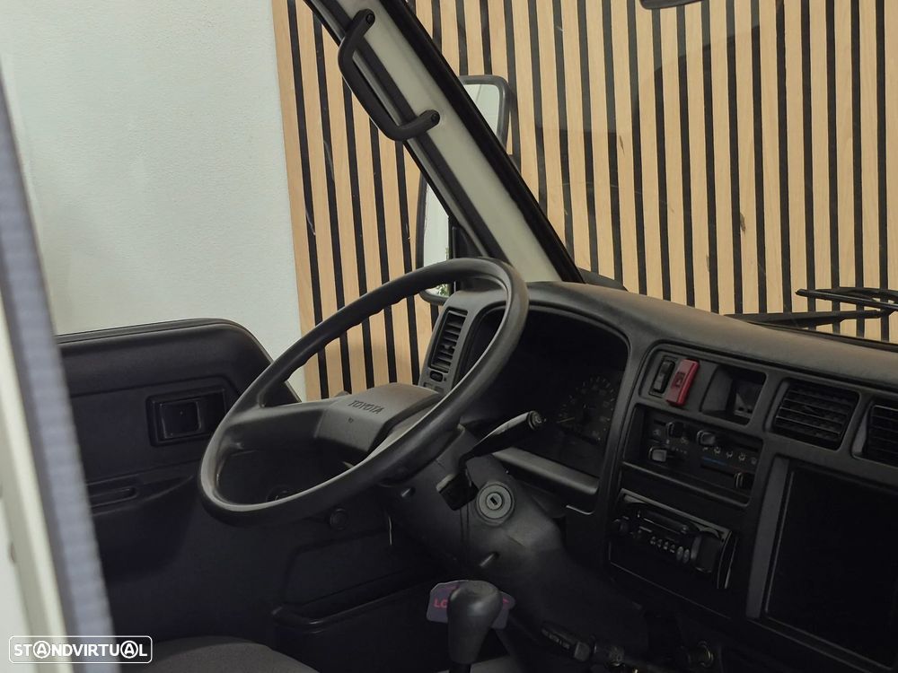 Toyota Dyna 150 3.0d - 140.000KM | GARANTIA | NACIONAL - IVA - 10