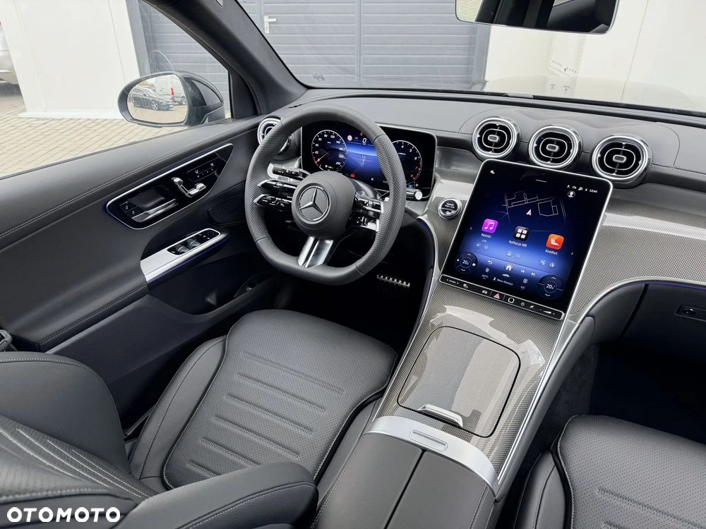 Mercedes-Benz GLC - 11