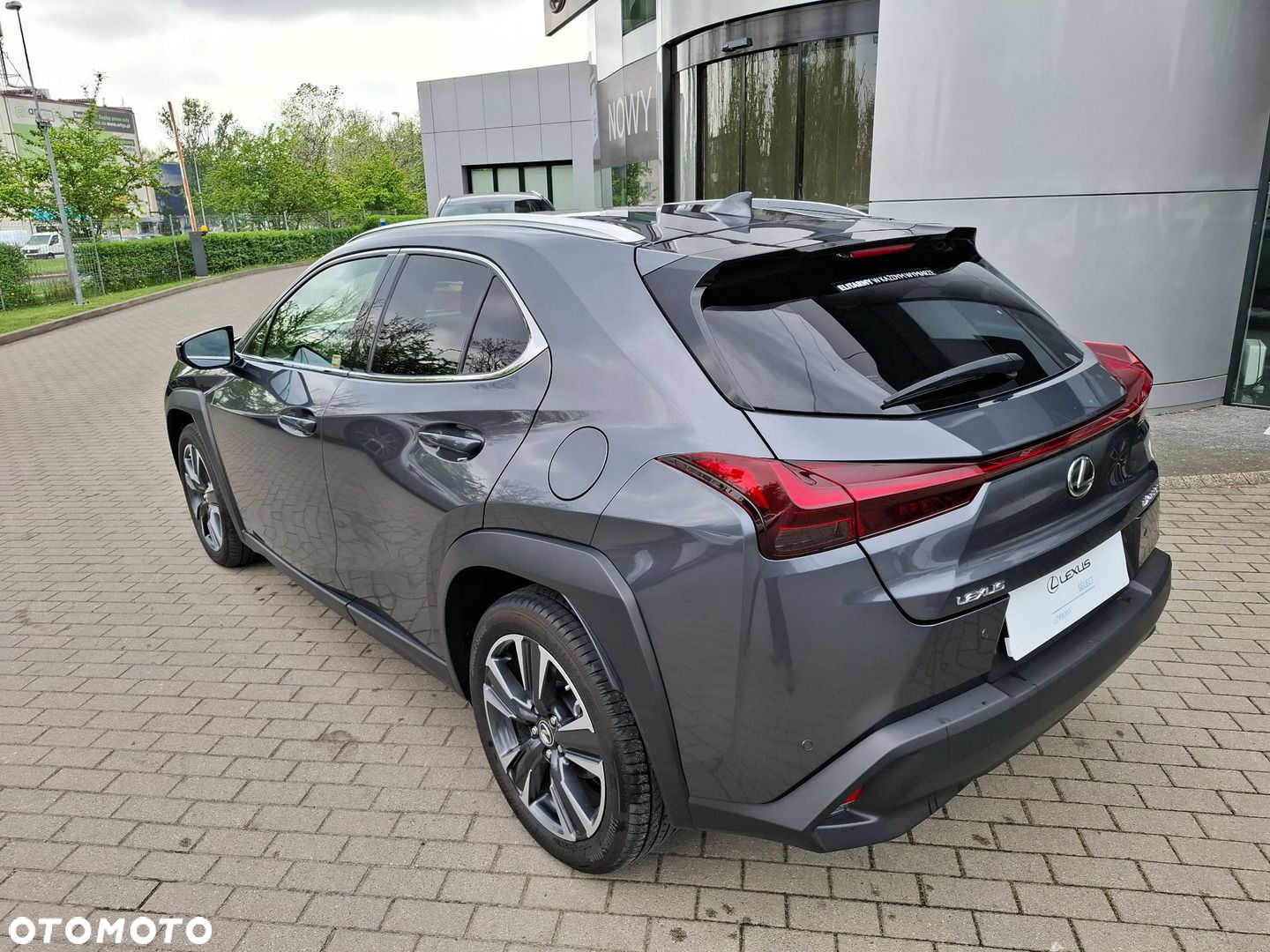 Lexus UX - 3