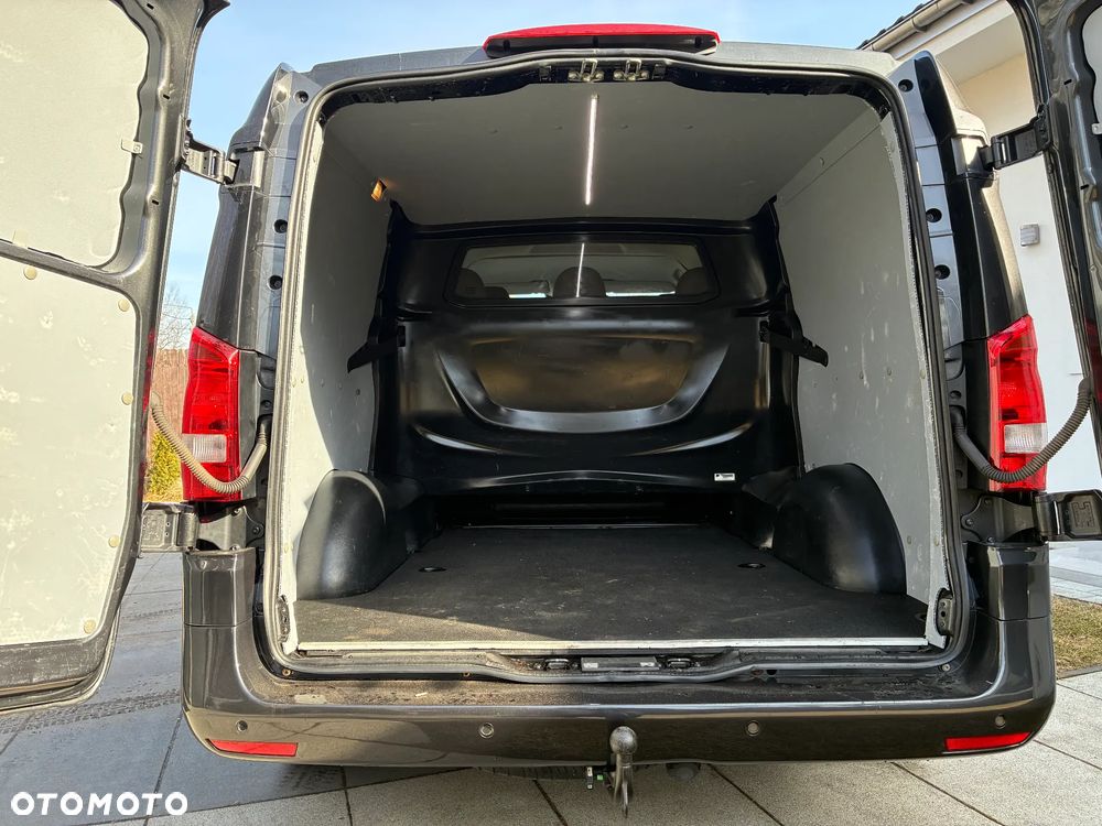 Mercedes-Benz Vito 119 Cdi 4x4 MIXTO 6 Osób 2.2CDI 190KM 7G-Tronic LED Grafit Tempomat Navi - 24