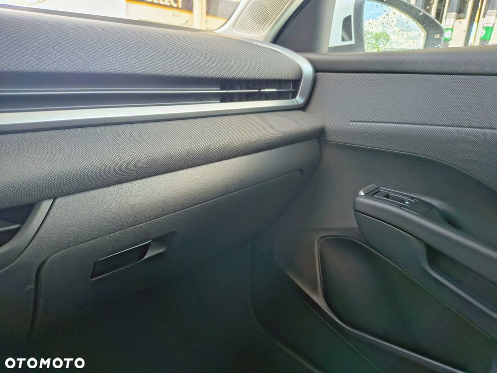 Volkswagen T-Roc 1.5 eTSI Life DSG - 23