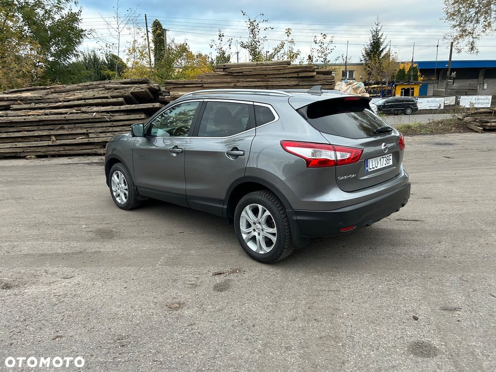 Nissan Qashqai 1.6 dCi ALL-MODE 4x4i TEKNA+ - 5