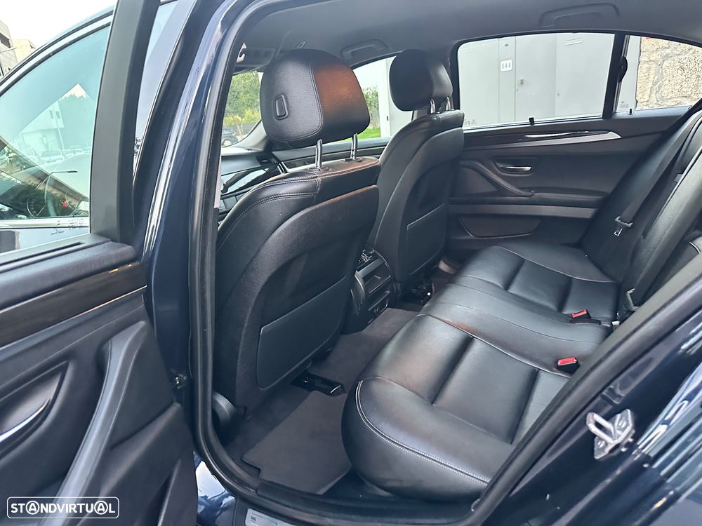 BMW 520 d Line Luxury Auto - 32