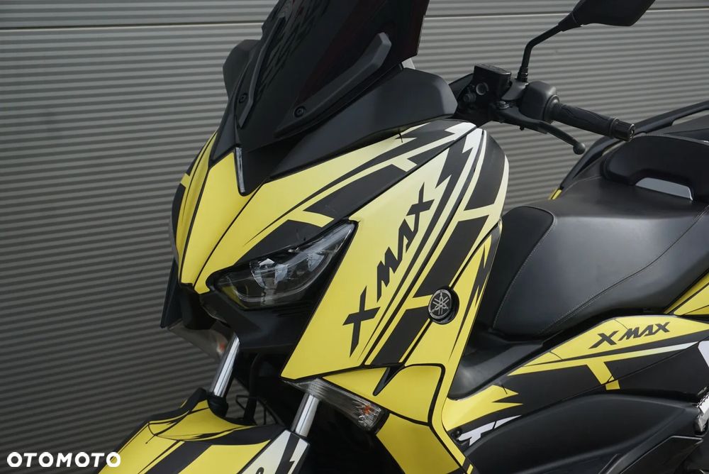 Yamaha X-max - 18
