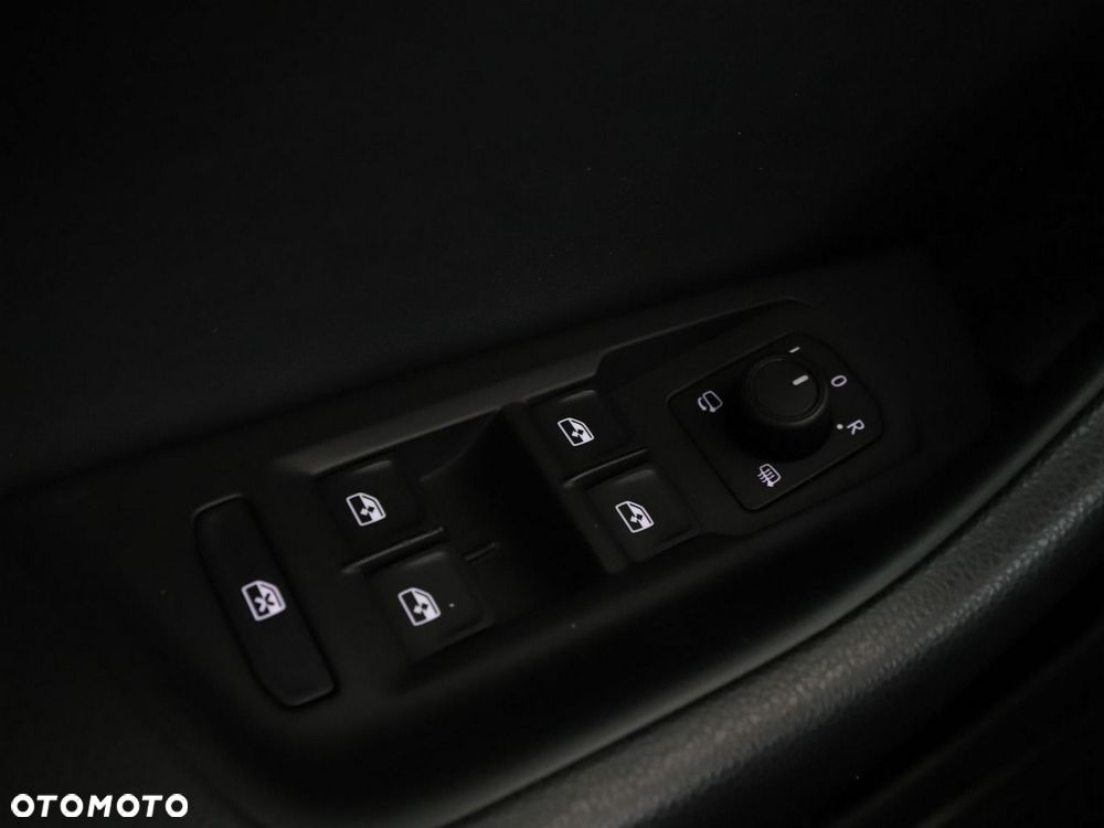 Volkswagen Arteon 2.0 TSI DSG R-Line - 38