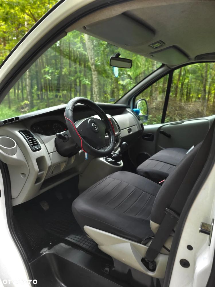 Opel Vivaro - 5