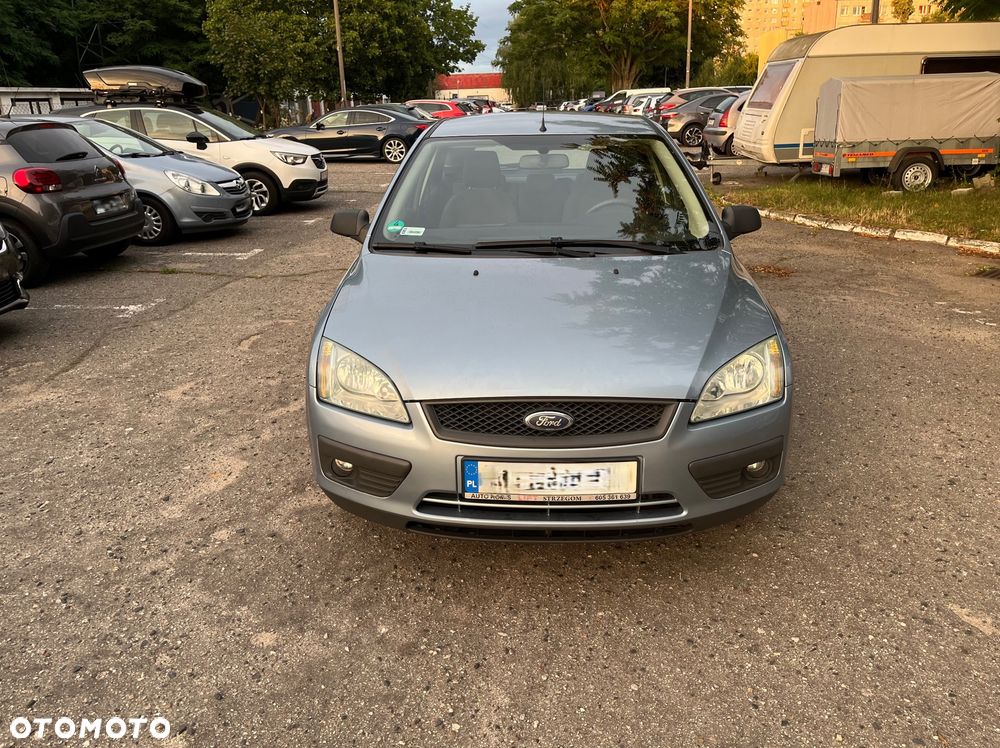 Ford Focus 1.6 Trend - 8