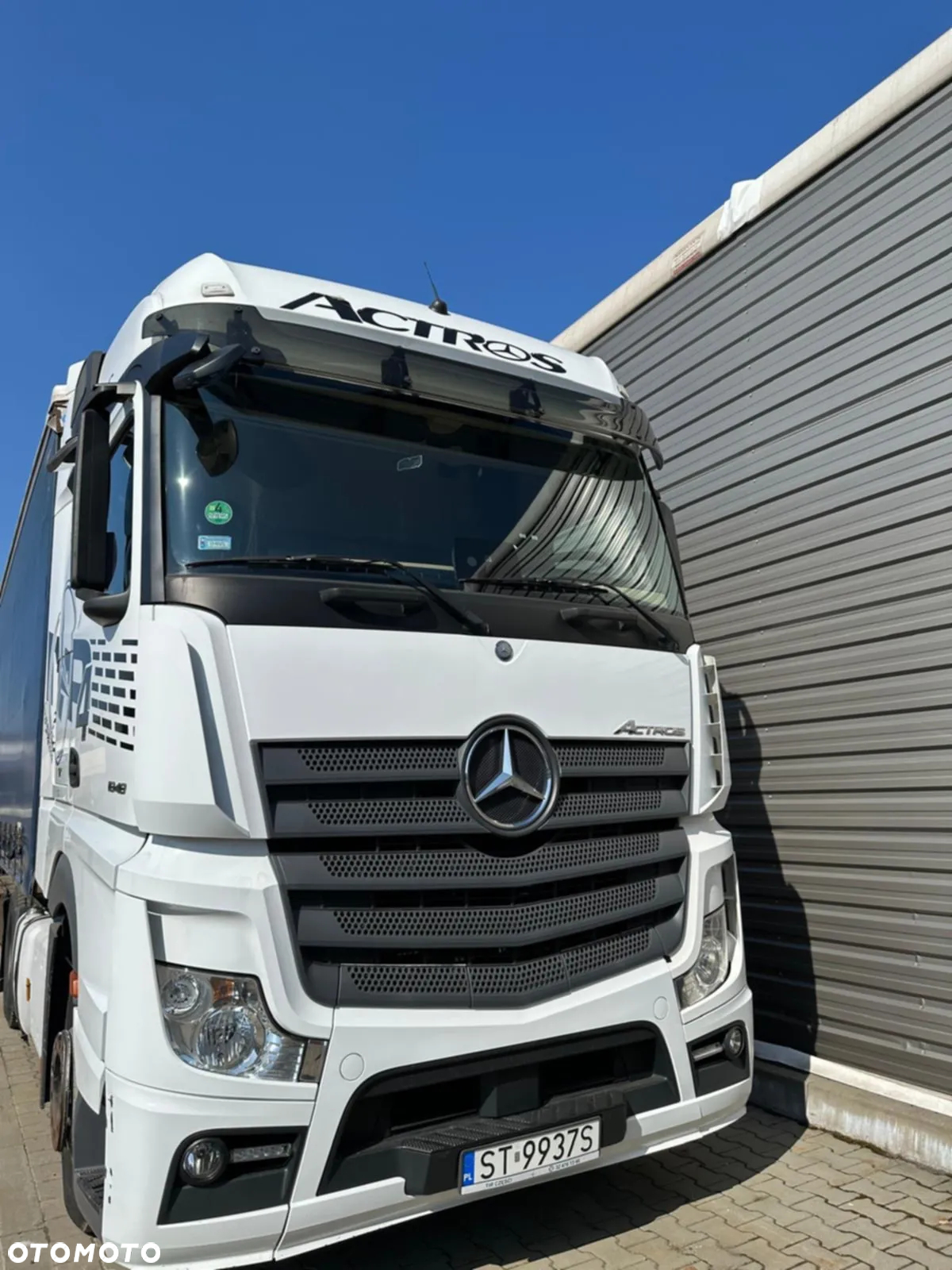 Mercedes-Benz ACTROS - 10