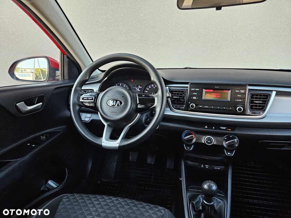 Kia Rio 1.2 L - 22