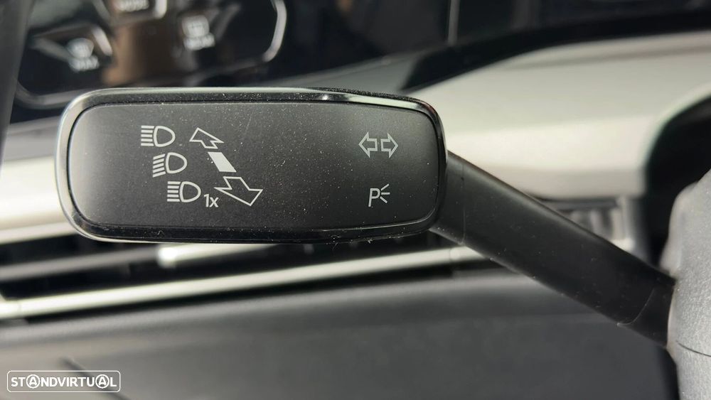 VW Golf 1.0 eTSI Life DSG - 29