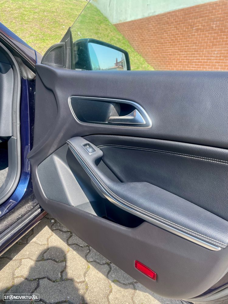 Mercedes-Benz CLA 200 d Shooting Brake Urban Aut. - 11