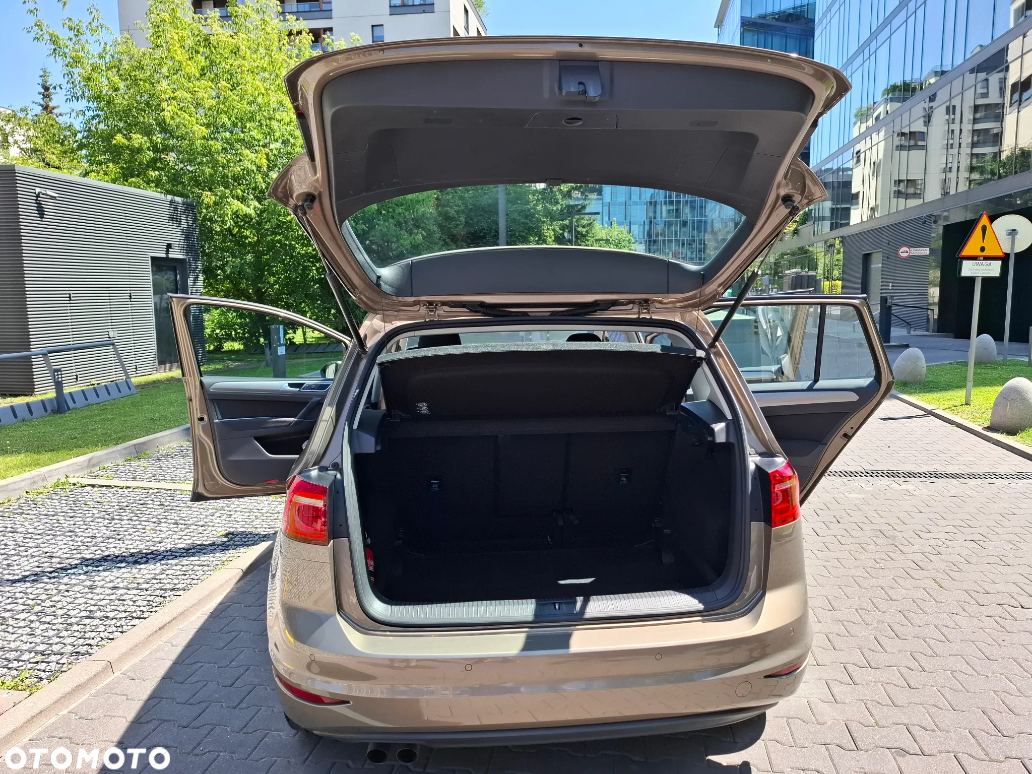 Volkswagen Golf Sportsvan VII SV 1.4 TSI BMT Comfortline - 9