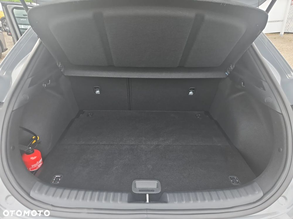 Kia XCeed 1.6 T-GDI Tribute DCT - 21