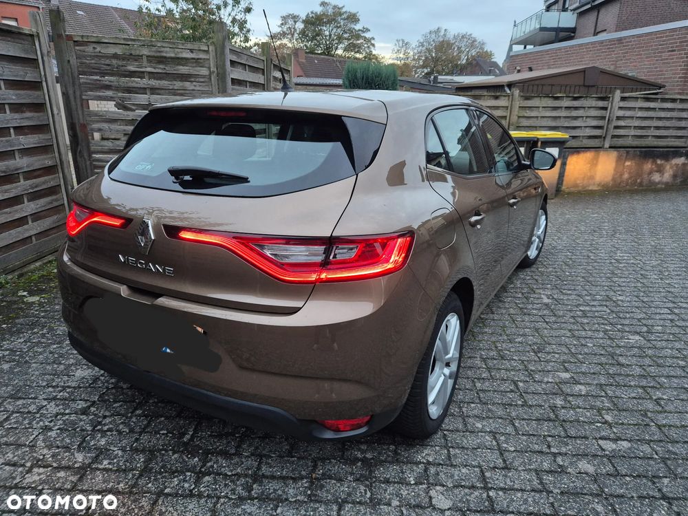 Renault Megane 1.2 Energy TCe Life - 12