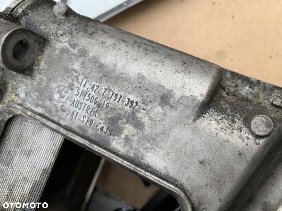 FILTR OLEJU CHŁODNICA PODSTAWA 7797392 BMW N47 E60 - 3