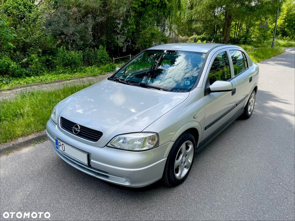 Opel Astra - 4
