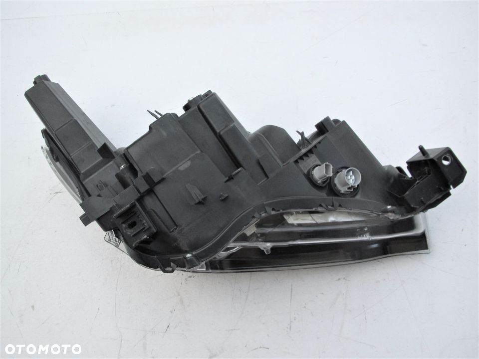 MAZDA CX-5 2017 2018 2019 2020 reflektor LED CX5 OE - 10