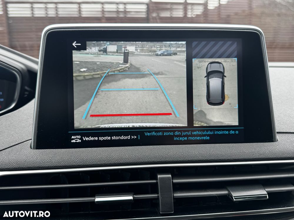 Peugeot 3008 PHEV EAT8 4X4 GT Pack - 32