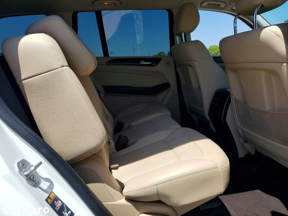 Mercedes-Benz GLS - 10