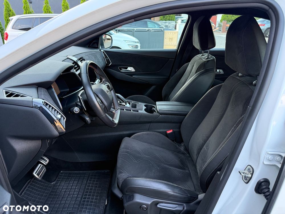 DS Automobiles DS 7 Crossback 1.6 PureTech Performance Line + - 19