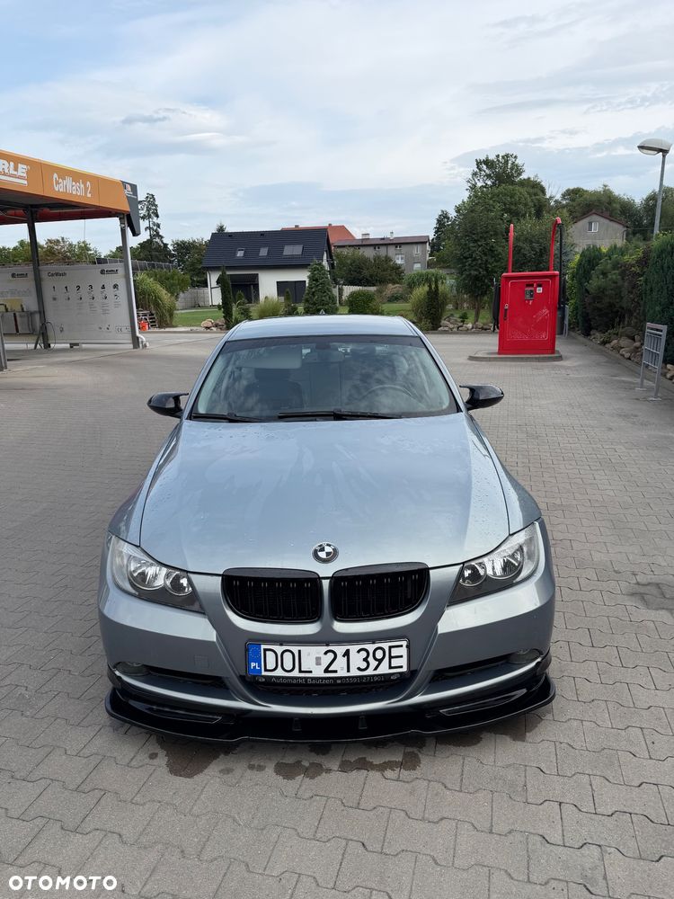 BMW Seria 3 320i - 10