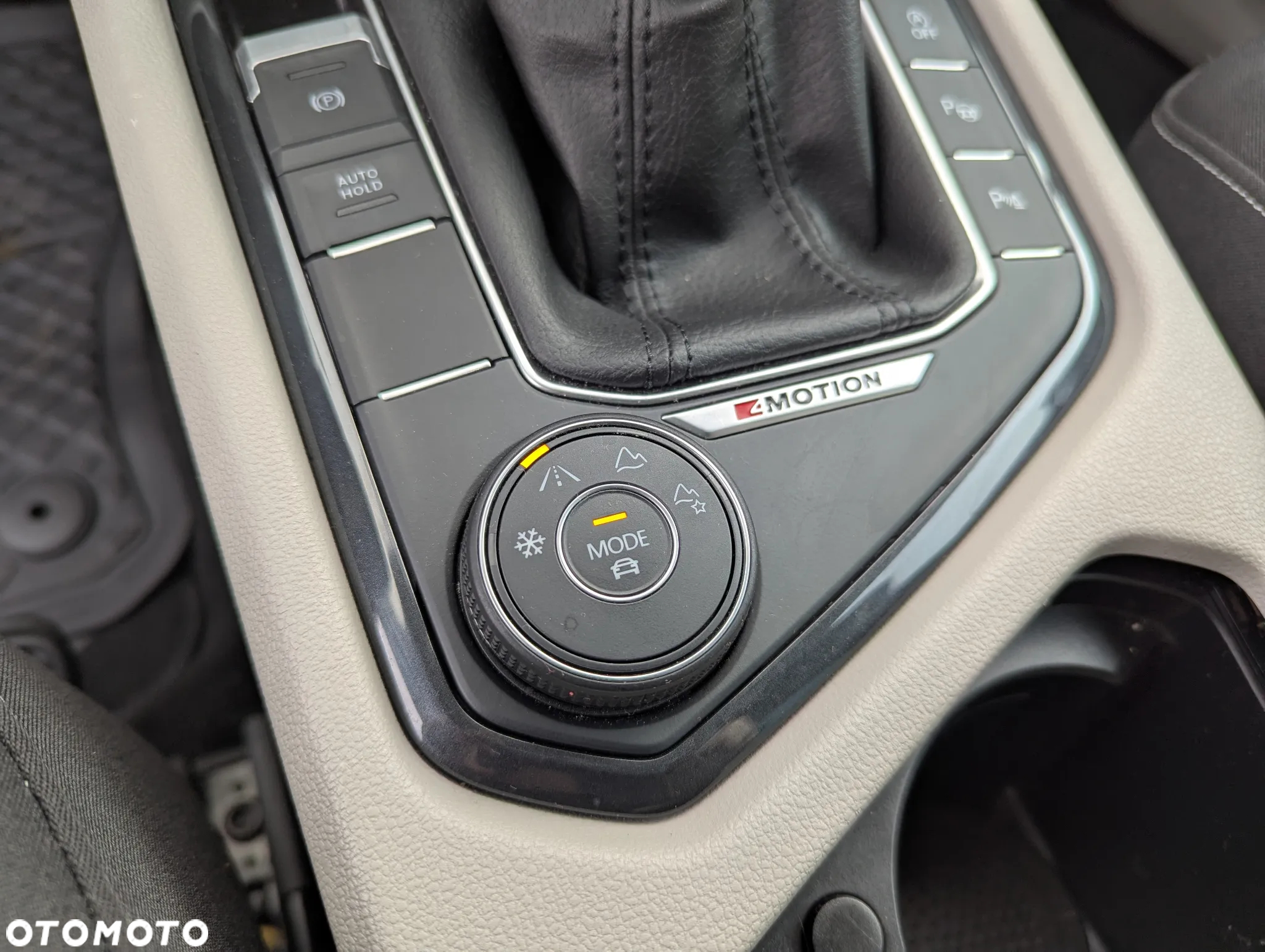 Volkswagen Tiguan 2.0 TSI 4Mot Elegance DSG - 17