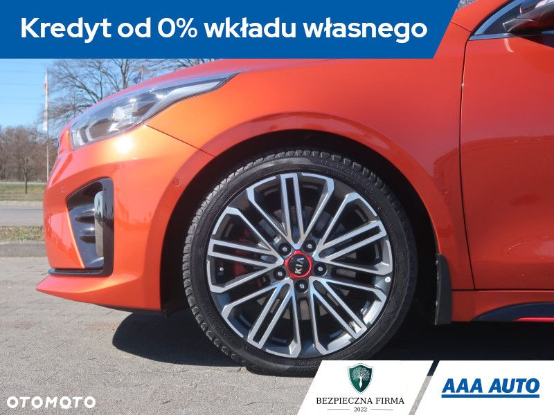 Kia ProCeed - 13