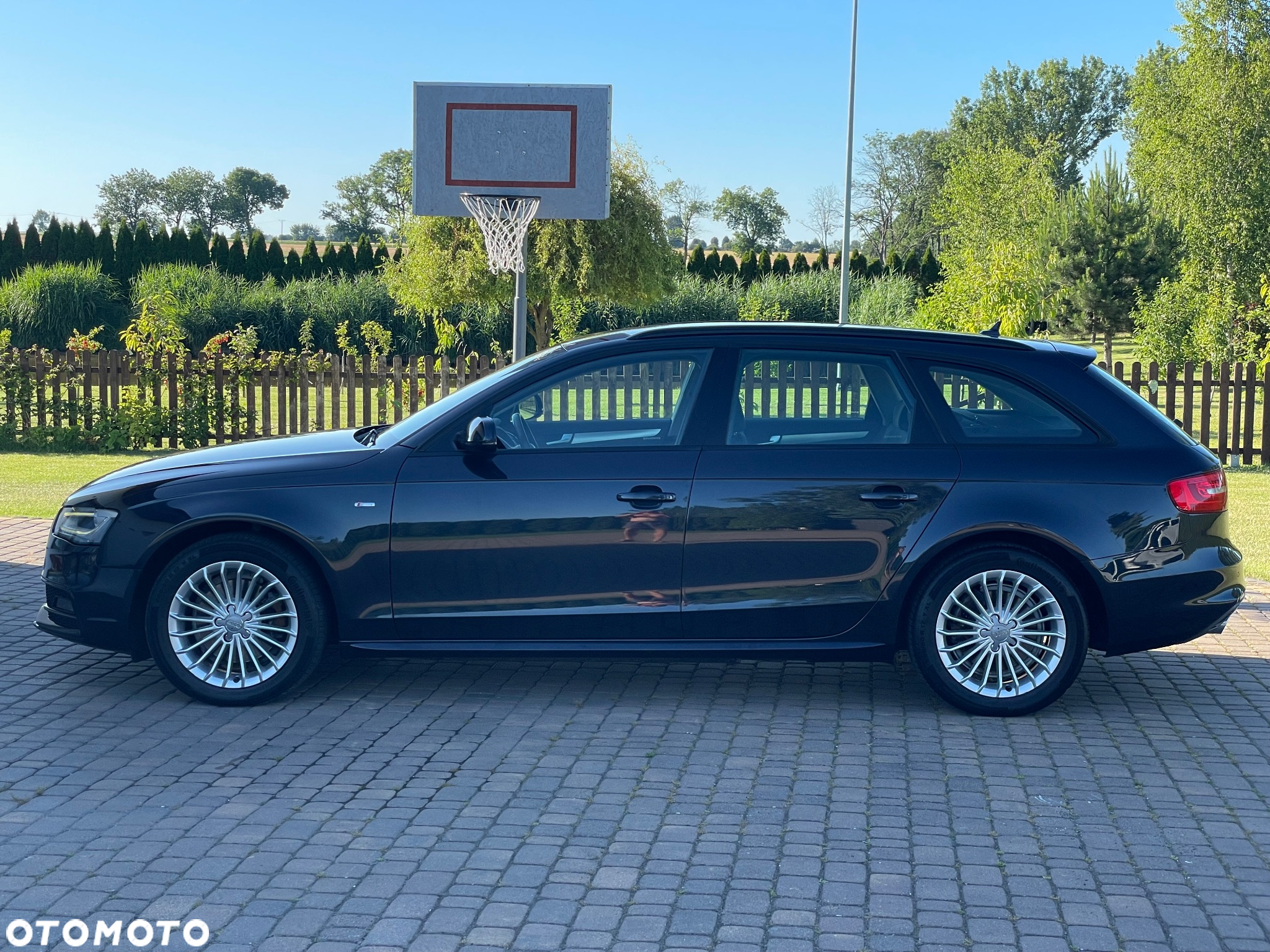 Audi A4 - 12
