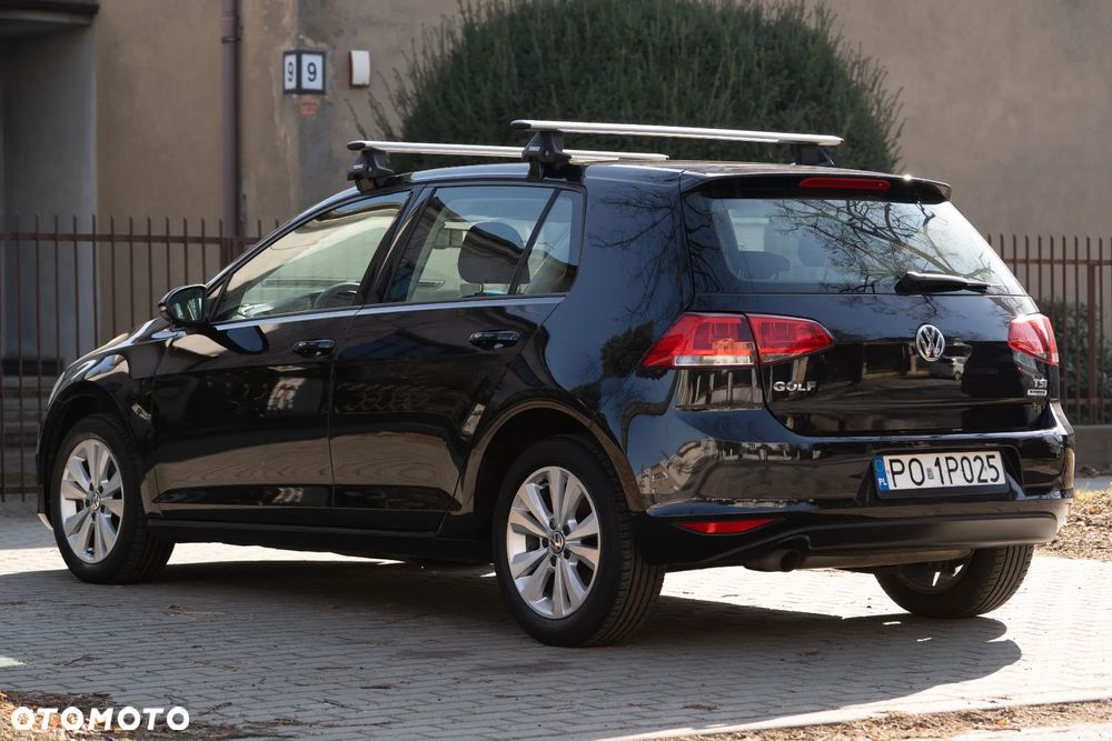 Volkswagen Golf 1.2 TSI BMT Comfortline - 3