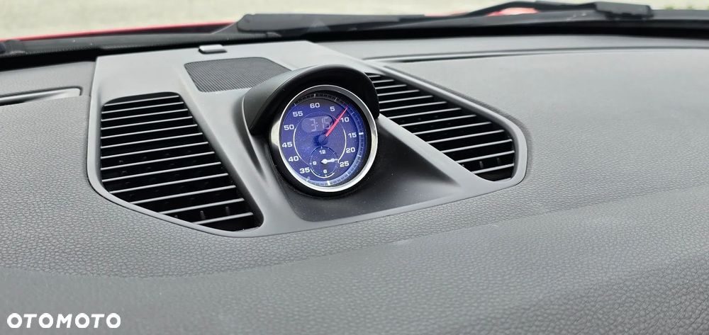 Porsche Carrera GT - 14