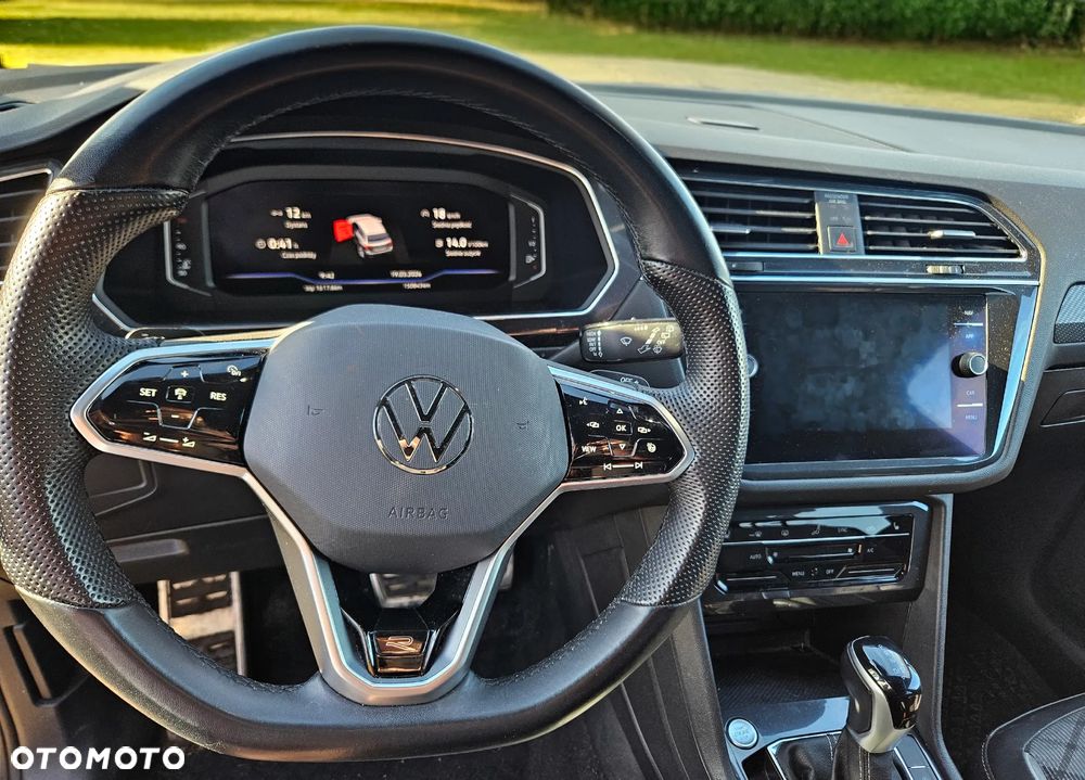 Volkswagen Tiguan 2.0 TDI SCR 4Mot R-Line DSG - 11