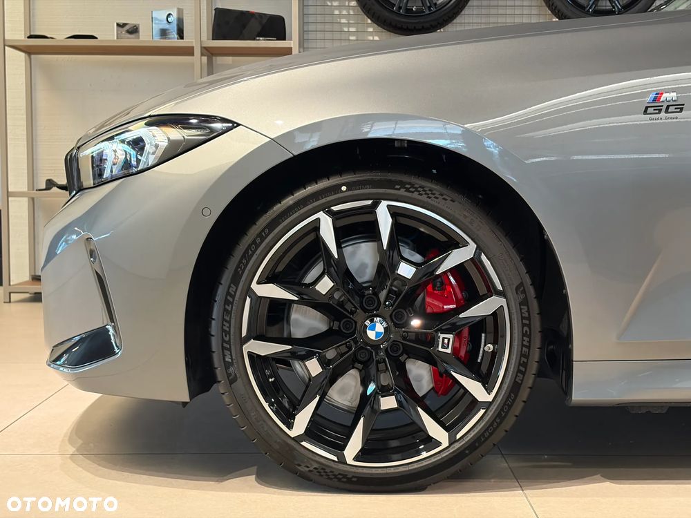 BMW Seria 3 330d xDrive mHEV M Sport sport - 14