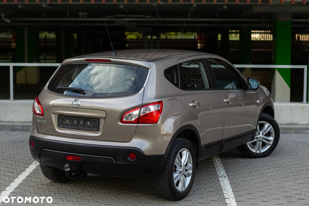 Nissan Qashqai - 23
