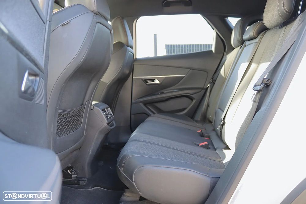 Peugeot 3008 1.5 BlueHDi GT Line EAT8 - 20