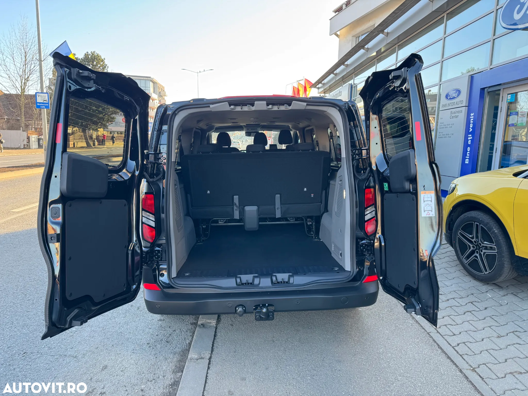 Ford Transit Custom Kombi 320 2.0 EcoBlue 170 CP L2H1 Trend Aut. - 10