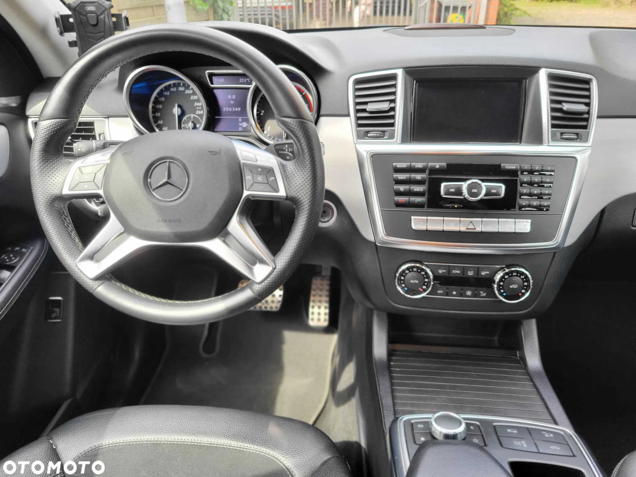 Mercedes-Benz ML 350 BlueTec 4-Matic - 13