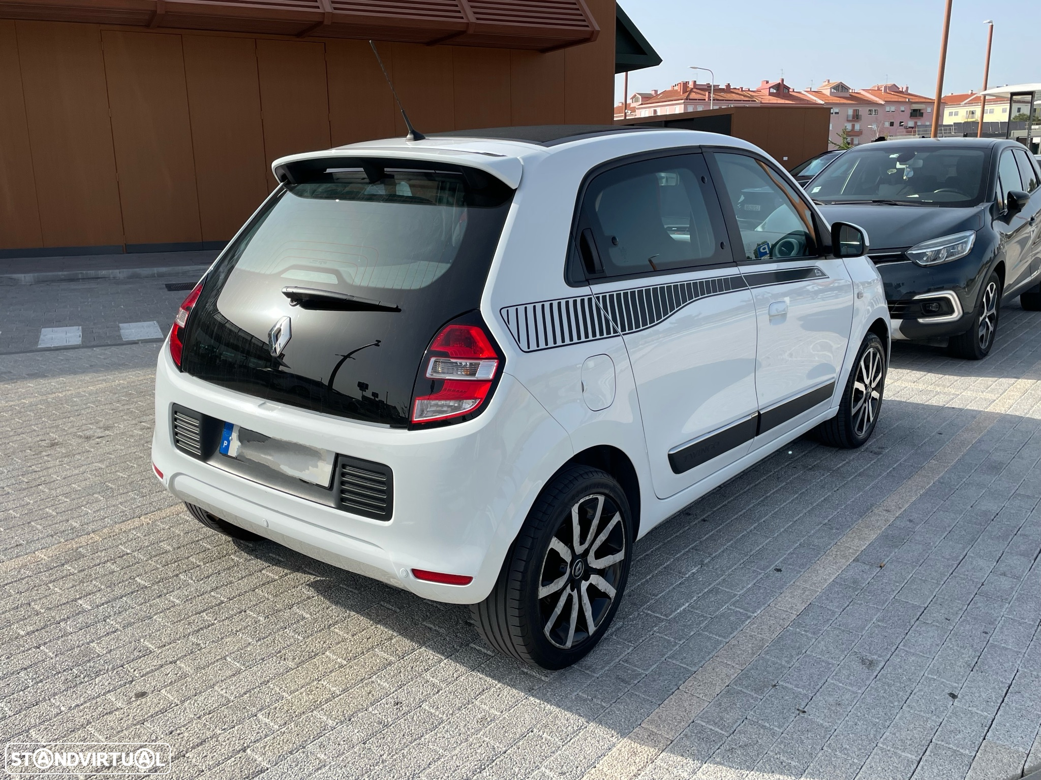 Renault Twingo 1.0 SCe Luxe - 4