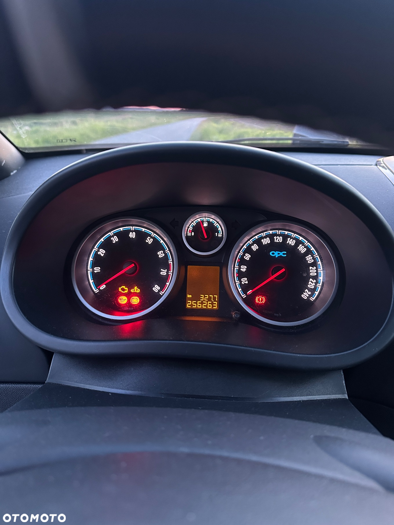 Opel Corsa 1.6 Turbo OPC - 8
