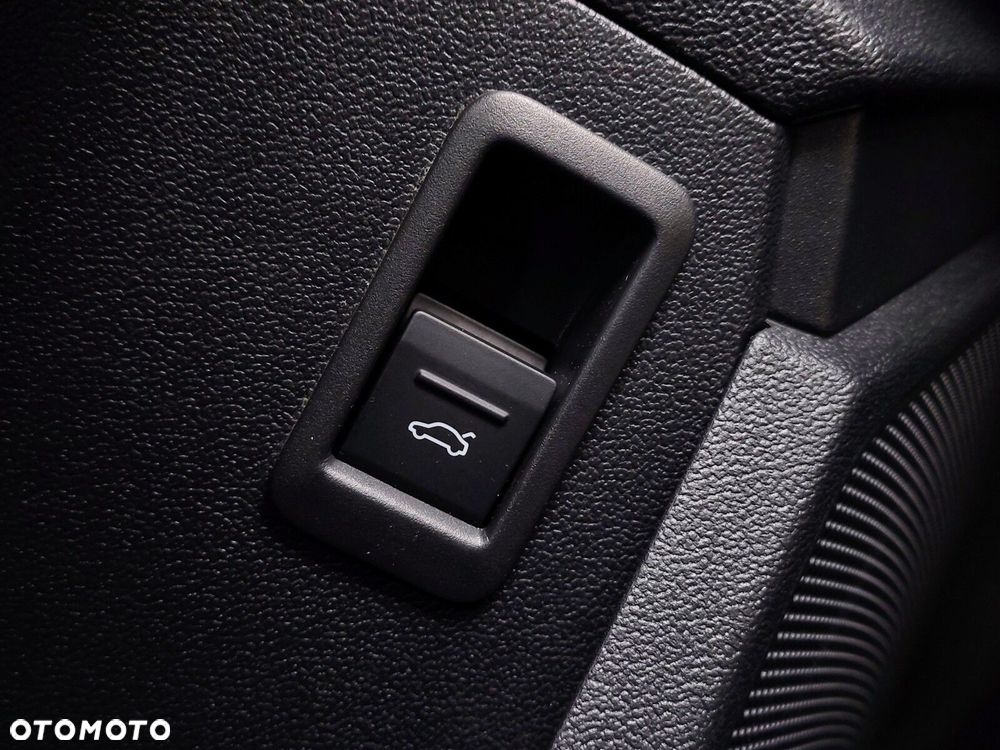 Audi A3 Limousine 35 TFSI mHEV S tronic - 29