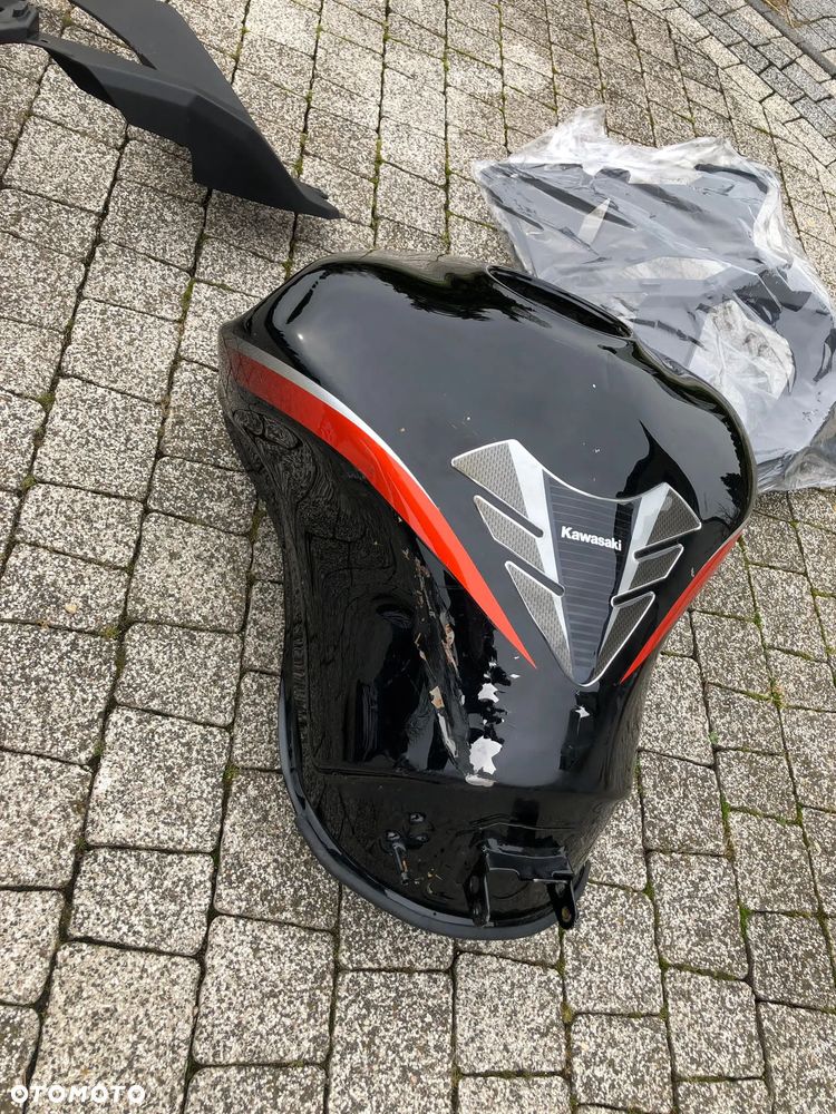 Kawasaki Ninja  Z  1000 SX zbiornik   bak bok  błotnik - 3