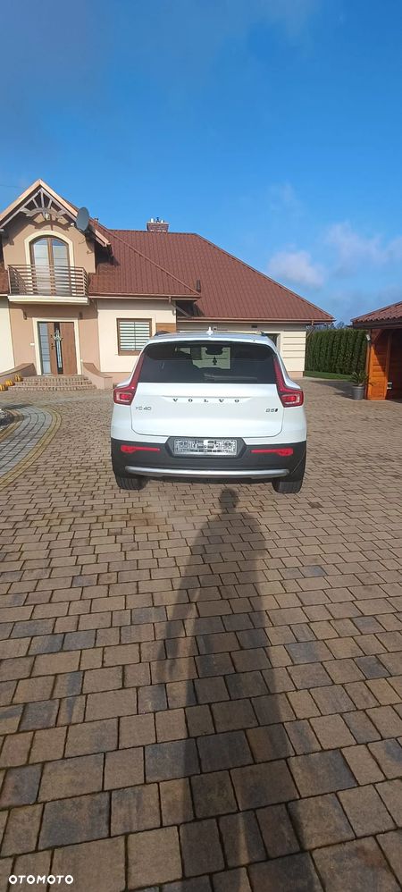 Volvo XC 40 B5 AWD Ultimate Dark - 6