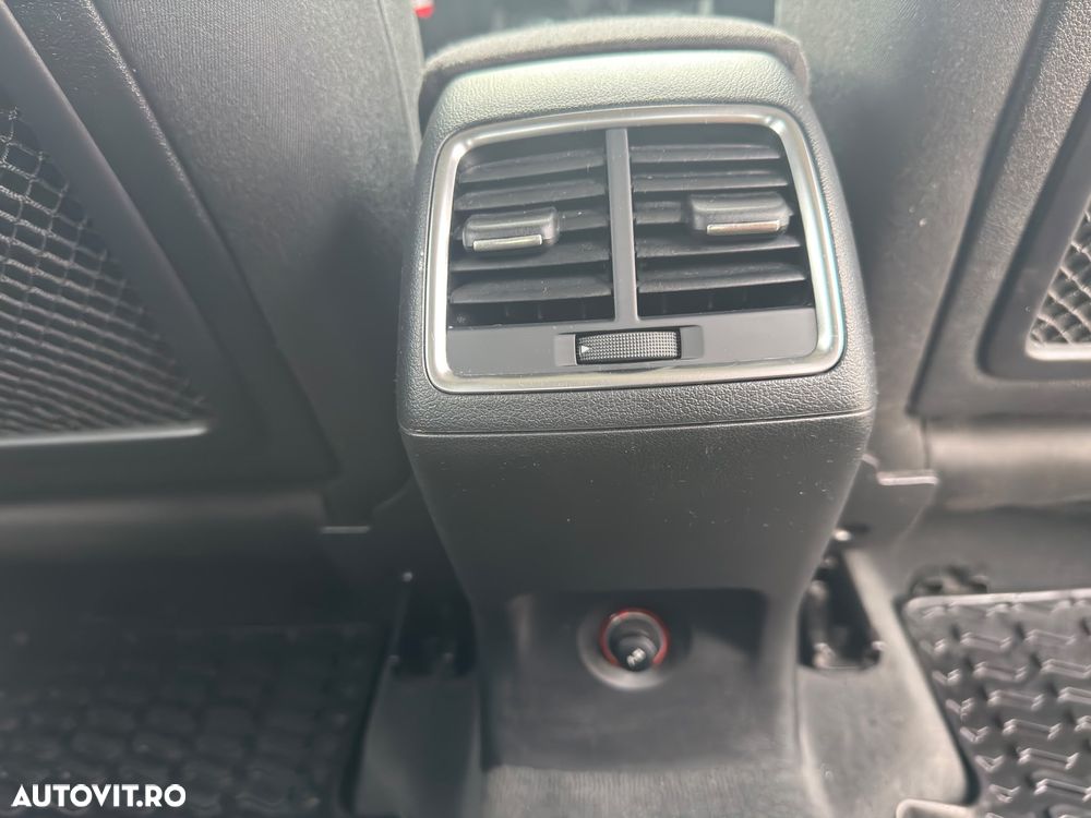 Audi Q3 2.0 TDI - 27